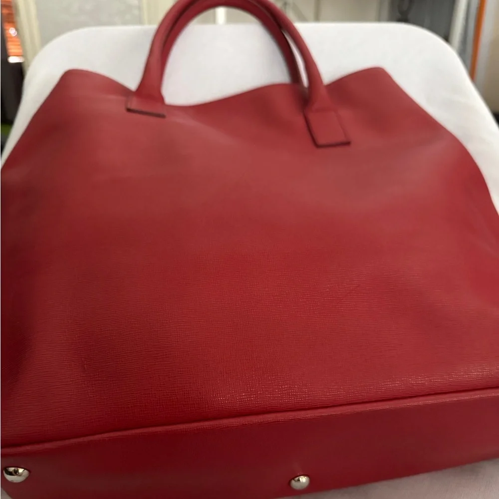 LAST CHANCE Furla Red Tote Bag with Saffiano Leather Finish - Picture 6 of 7